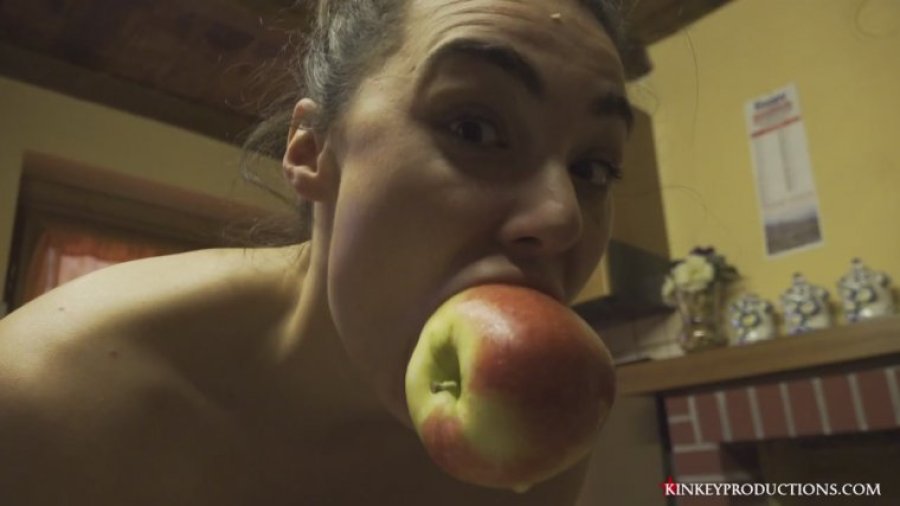 Tanya Roasted in Italy