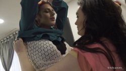 Strip Poker Battle - Faye Taylor and Bella